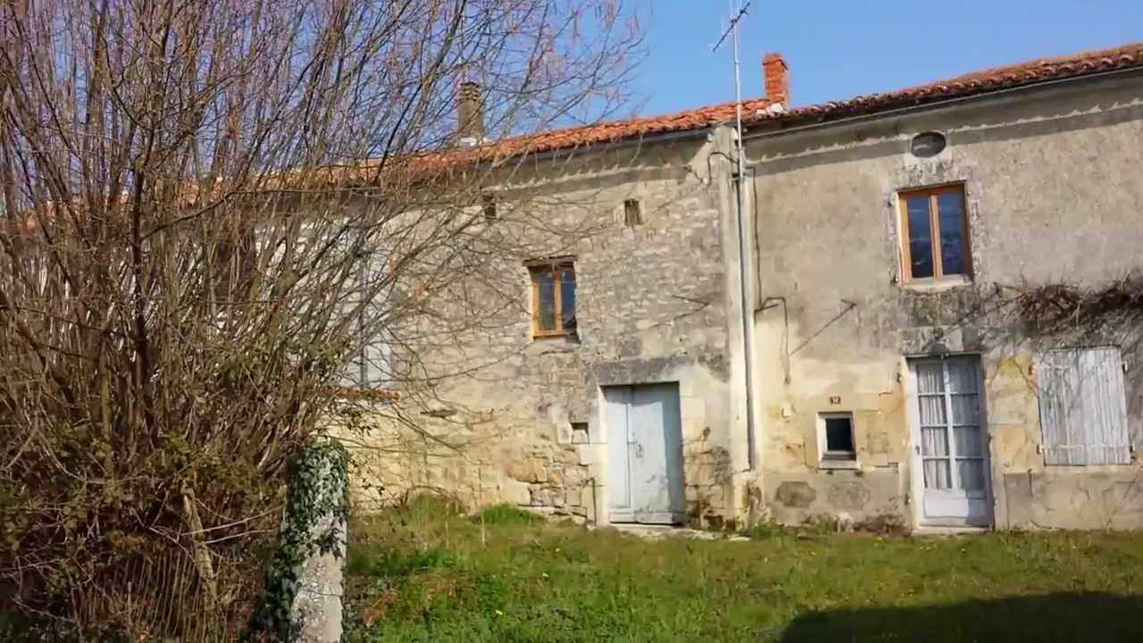 R3434b vendredi sur mer larme à gauche