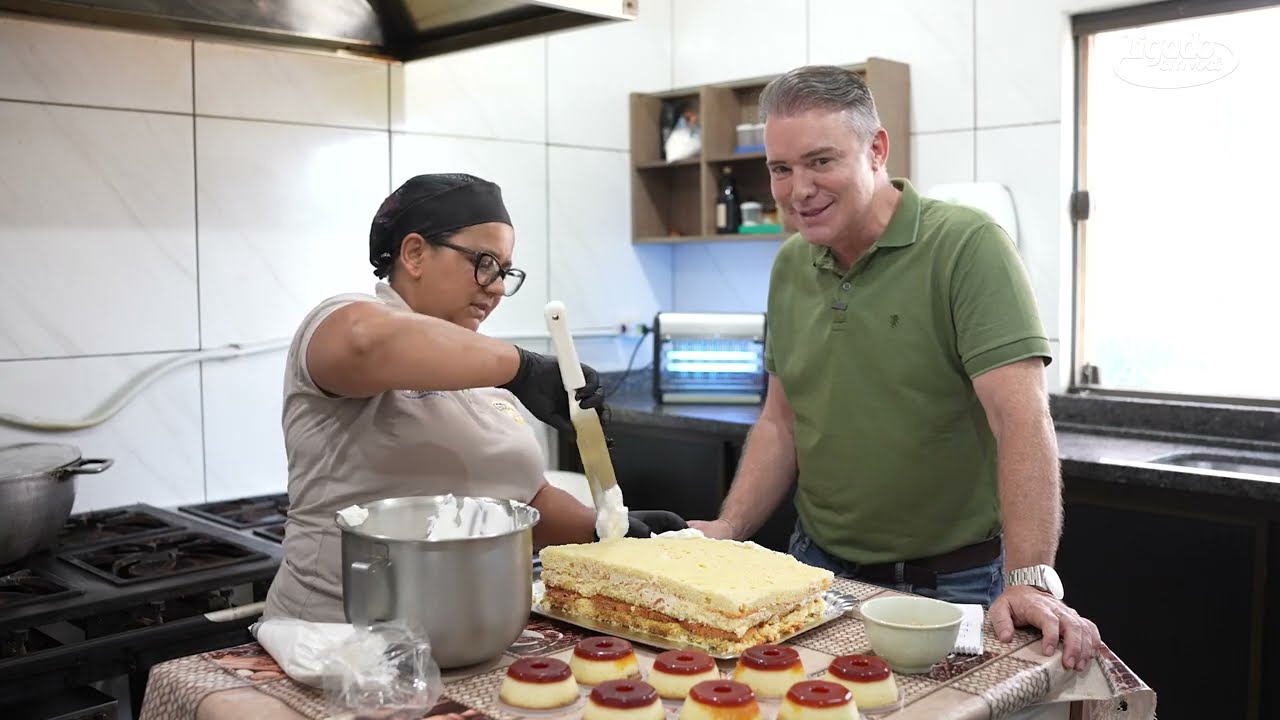 Vamos preparar um delicioso Bolo Pudim com a equipe da Favo de Mel em Toledo.@mauropicini.tv