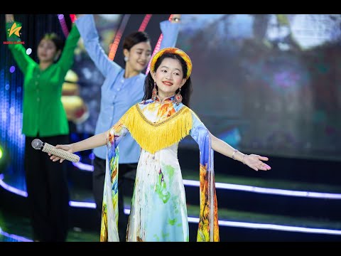 Video VỀ QUẢNG BÌNH ĐI ANH ǁ Thể hiện: Bé MINH HOÀ - người... - youtube