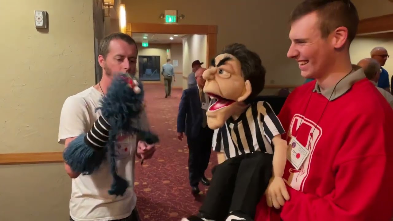 A typical conversation at VentHaven 2023 