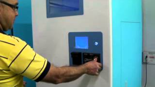 new 180kg ice vending (auto bagging).wmv