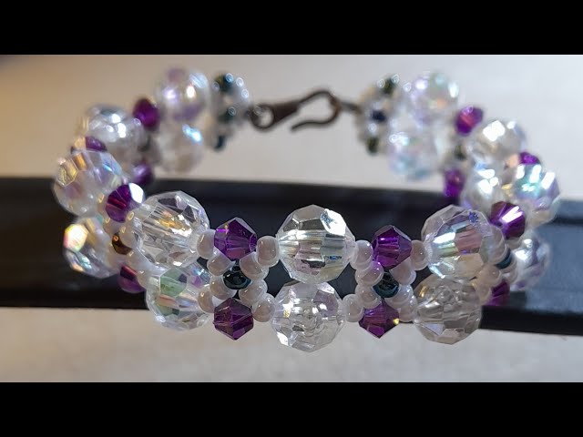 Еңкейген әйелдер Өзбек әйелдерінің кискасы оргазммен кончает