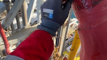 Most Danger job. TT NDT, UT Inspection on the Derrick