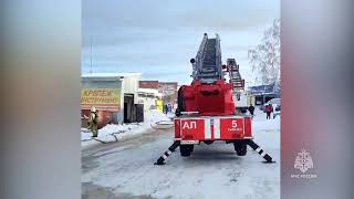 В Саранске вспыхнул пожар на мебельном складе