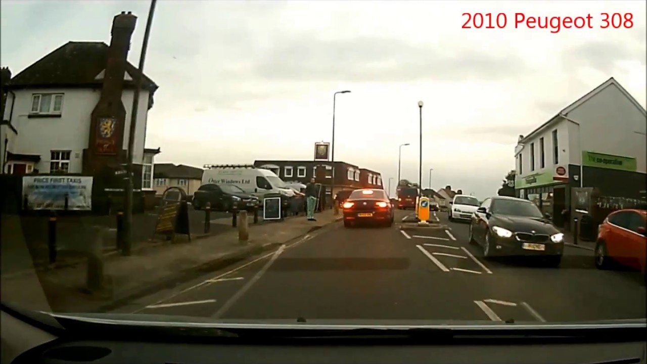 UK Bad Drivers & Dash Cam Observation Compilation #6, Sep-Nov '17 - YouTube