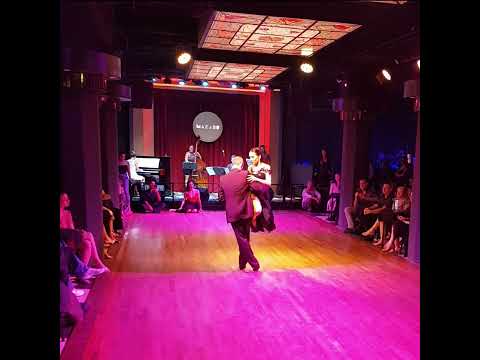 Beatriz Peralta y Alejandro Turco Suaya, Café Dominguez- Tango Bardo en vivo .