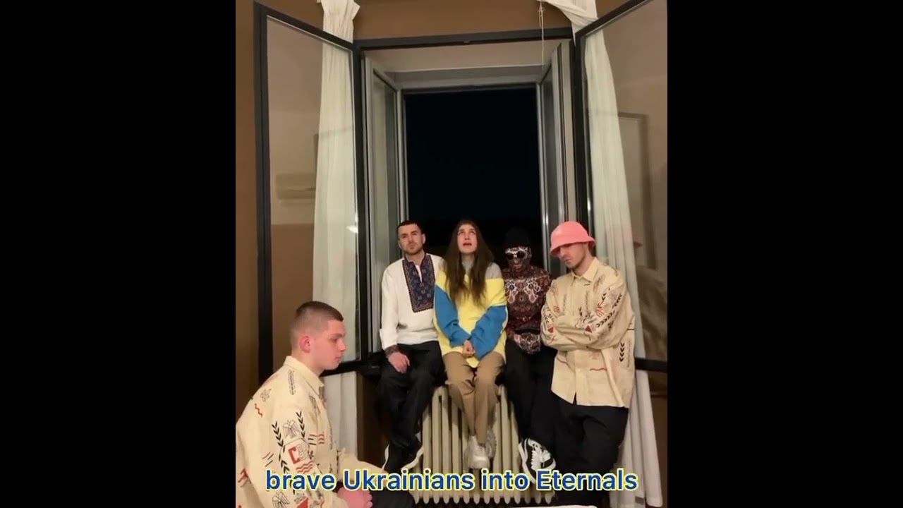 Jerry Heil и Kalush Orchestra песня про Анджелину Джоли