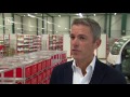 'Files in de straat door bezorging online boodschappen'