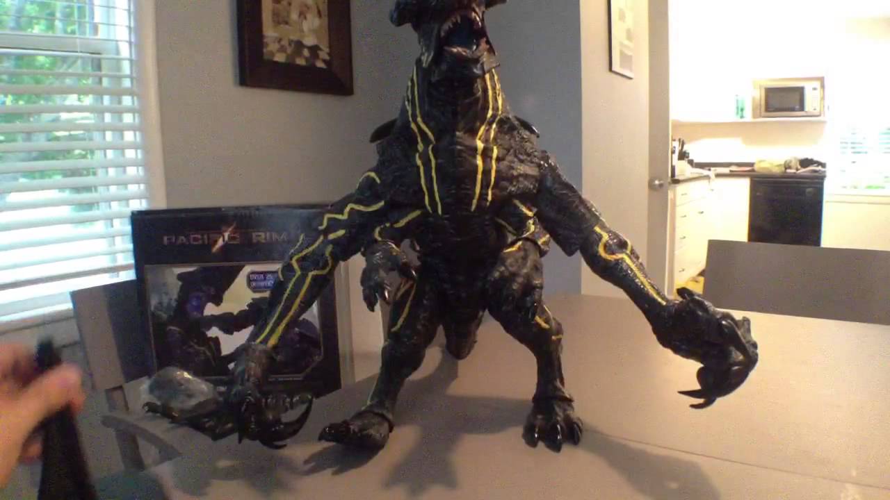 Neca 20" Pacific Rim Kaiju Knifehead review and shoutout