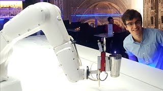 Il primo bar con BARISTI ROBOT 🤖