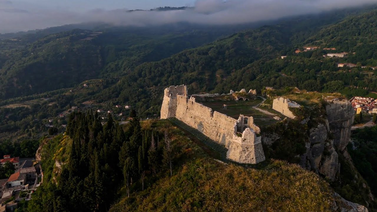 Il fascino di Aiello Calabro. Sulle orme di epoche passate