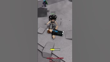 She thought she could win against me😭| The Strongest Battlegrounds #tsb #roblox