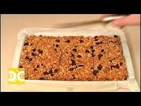 HOW TO MAKE MUESLI BARS