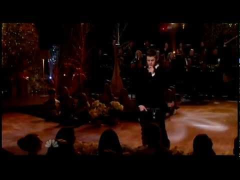 Justin Bieber - Mistletoe Live at A Michael Buble Christmas
