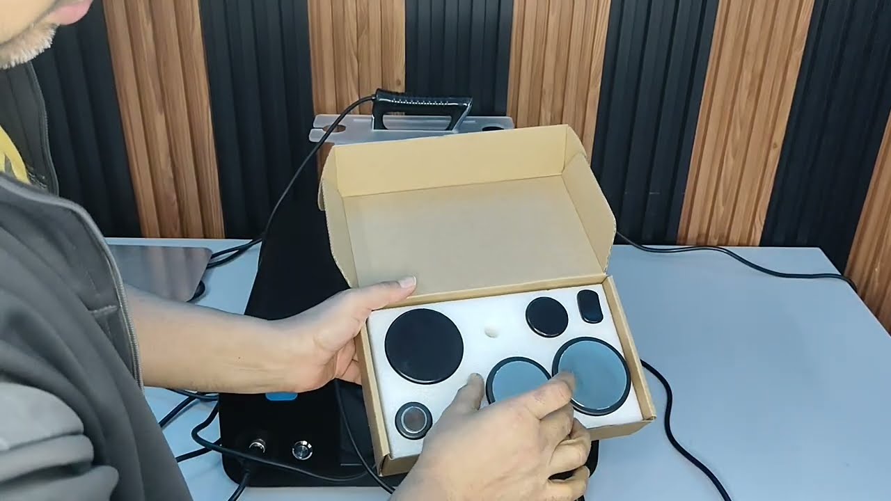 Advanced Tecar Therapy Machine for Physiotherapy Treatment 