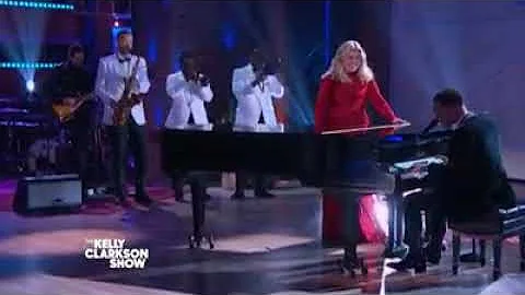 Baby it's cold outside live | Kelly Clarkson & john legend