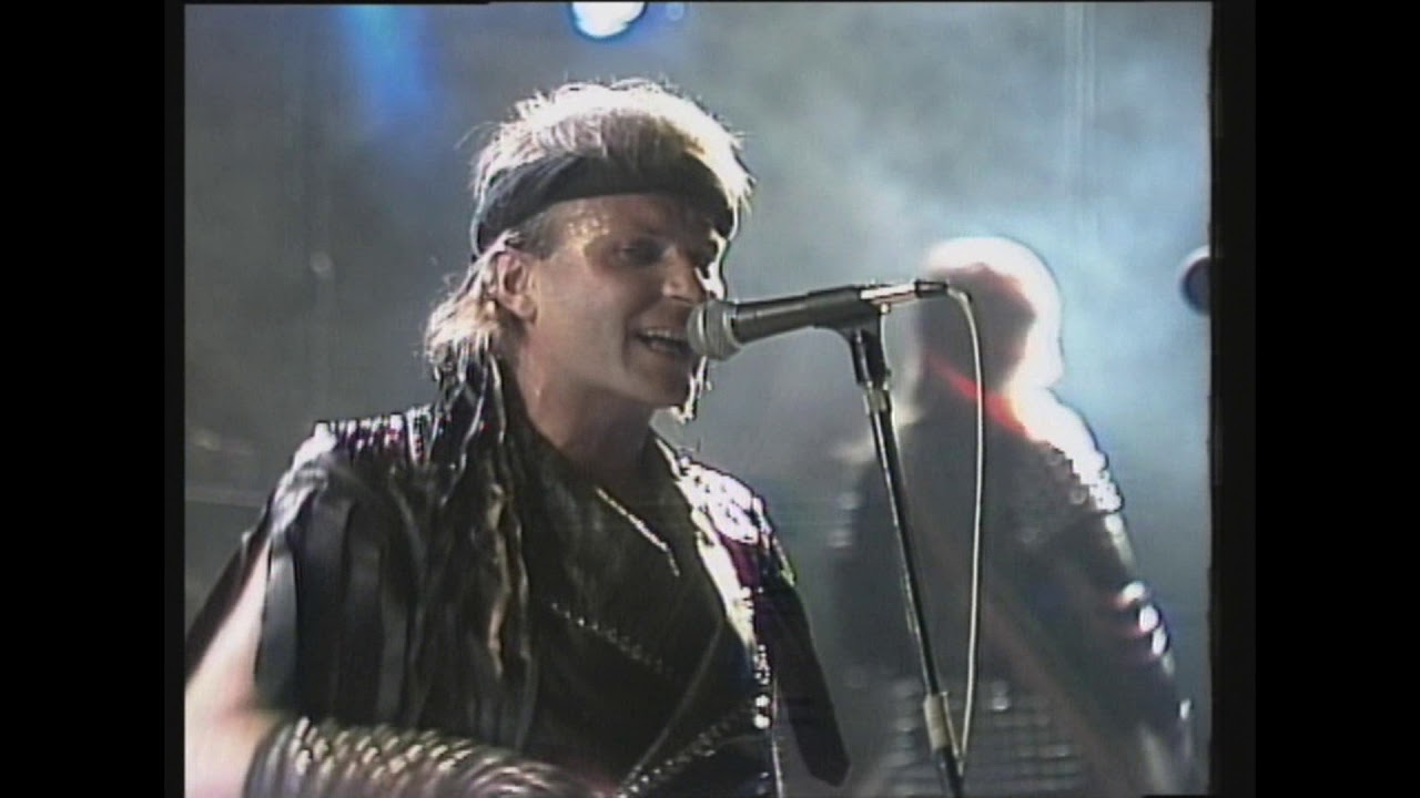 Titanic - Hnusná smůla (video 1990/audio remaster 2020)