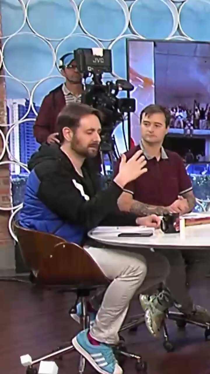 Rita Cadillac revela que fez vídeo em plataforma de conteúdo adulto: “Ganha mais”