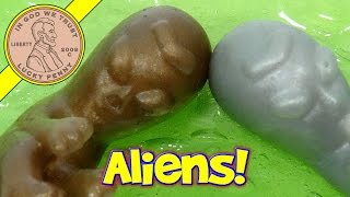 NEW ALIEN UFO WITH BABY IN GOO SLIME FUN TOY GREEN PURPLE BLUE OR YELLOW HB 