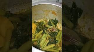 Pui Shaak Recipe | Malabar Spinach Curry | Easy Bengali Home Cooking 🍲✨ #shorts