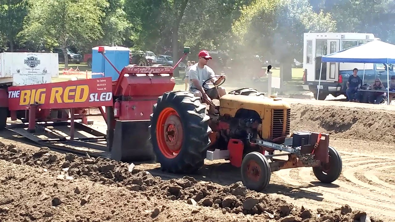 1953 DC Case pulling tractor Coleridge NE 2017 YouTube