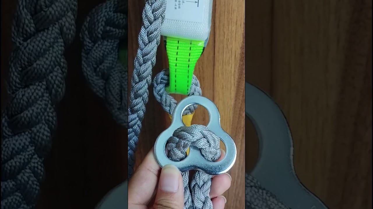 3/Premium Safety Rope with Color-Changing Nylon and Alloy Steel Hook