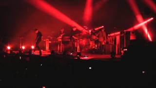 Queens Of The Stone Age en Chile 2014 - The Fun Machine Took a Shit and Died