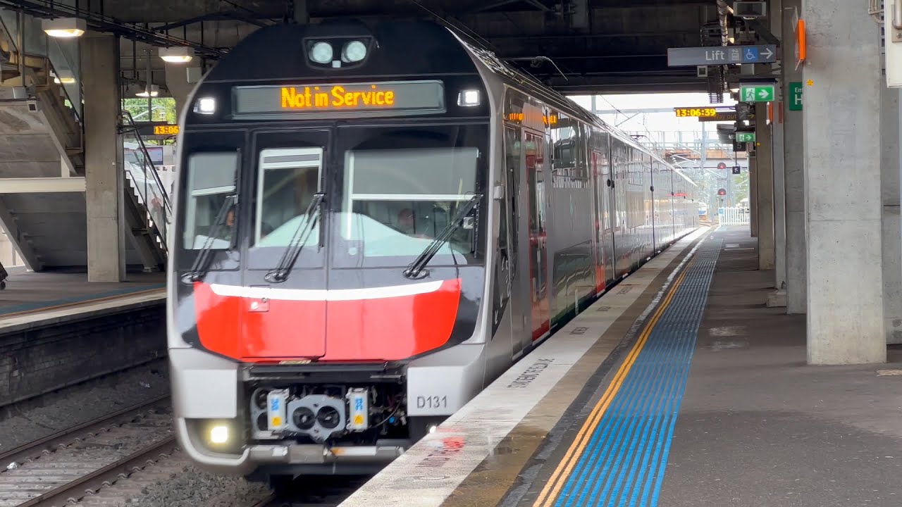 NIF D Set (D131) Arriving and Departing Blacktown - YouTube
