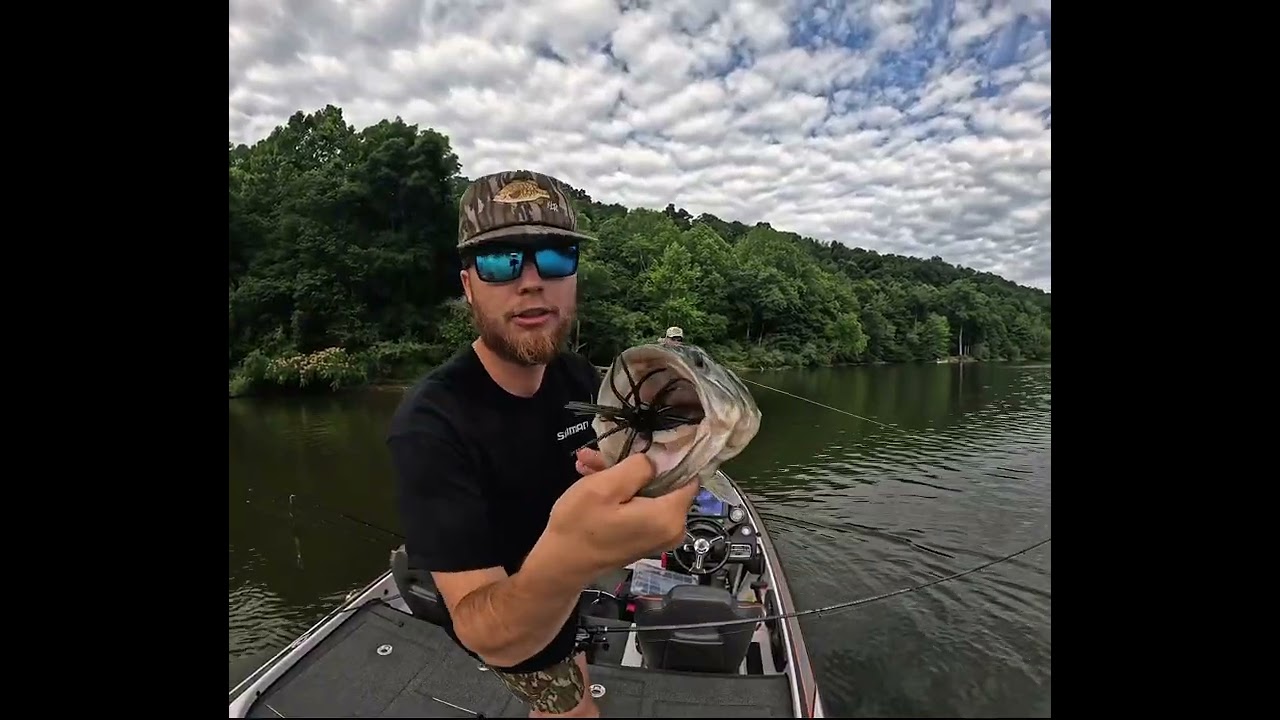 Beech Fork Lake Bass Fishing (WE WON)