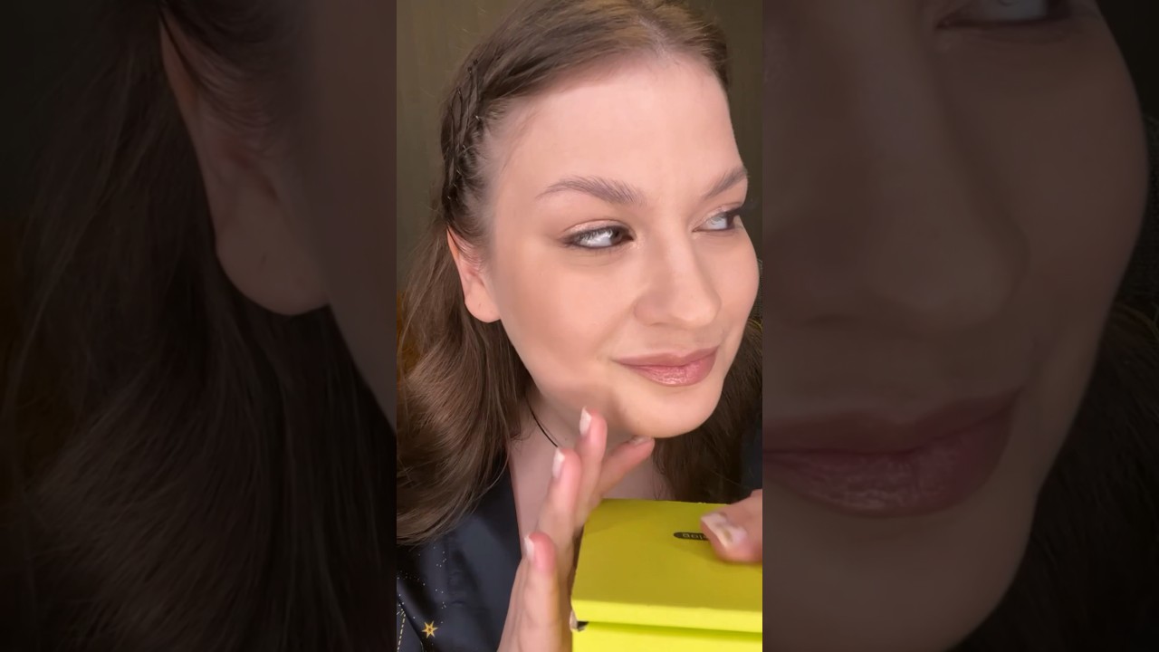 POV: тебе пришла очередная посылка с косметикой и ты будешь её ...