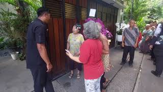 Download Lagu Jokowi Bak Terkejut Pulang Singapura Habis Pidato Bloomberg, Disambut Meriah Warga Dikediaman MP3