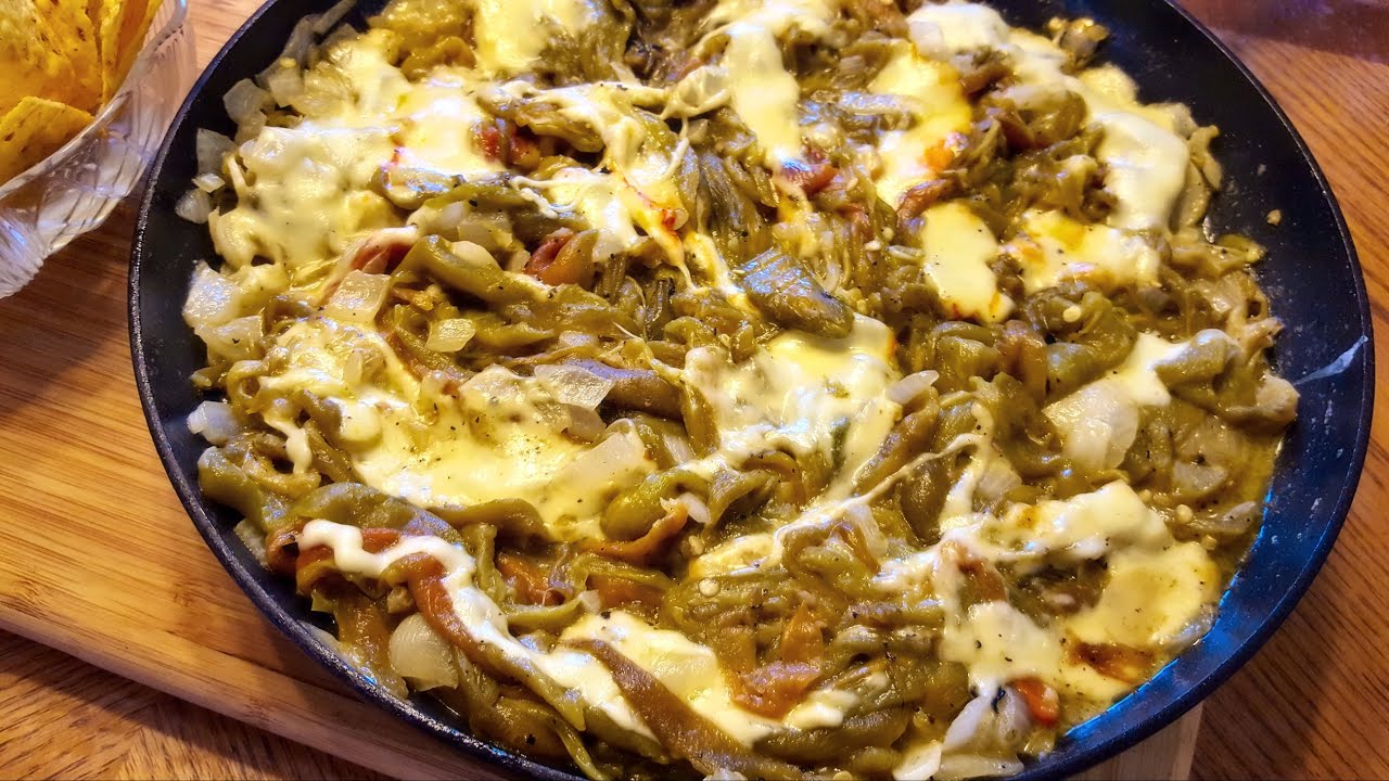 RAJAS CON QUESO/CHILE CON QUESO ASADERO - YouTube