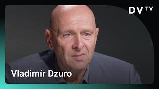 Dzuro: Z Mladiće dělají národního hrdinu. Byl masový vrah. Jeho glorifikace vytahuje staré démony