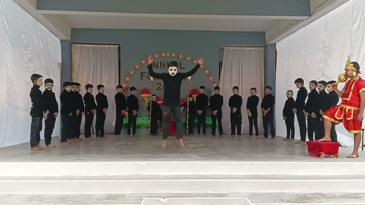 Mime show by comedy club - a scene of Ravana's court