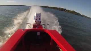 Argo cat 15 Evinrude 70 hp 65 knots