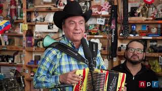 Ni Parientes Somos - Los Tigres Del Norte - Live Tiny Desk 