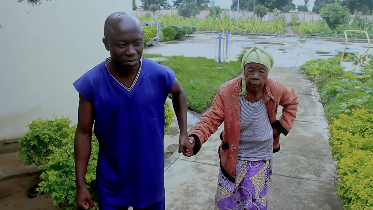 Sasa chokwe - Ilinga Sacassexi - Ngueche Nguye ni Mama (vídeo oficial)