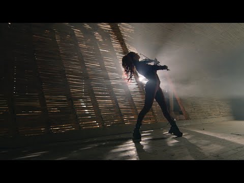 Lindsey Stirling - Love Goes On and On ft. Amy Lee of Evanescence (Official Music Video)