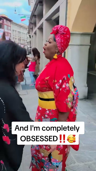 Do you like  or #blue?        #vocalcoach #cherylporterdiva #shorts