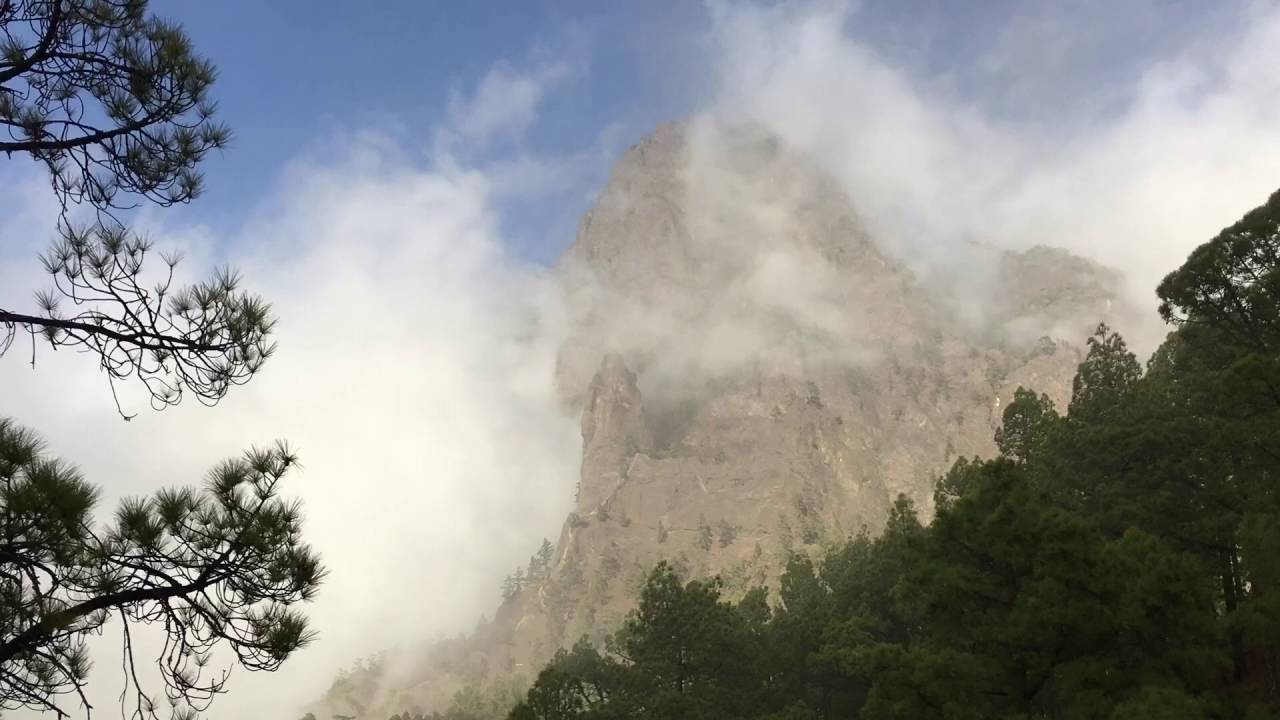 Clouds Punta de los Roques