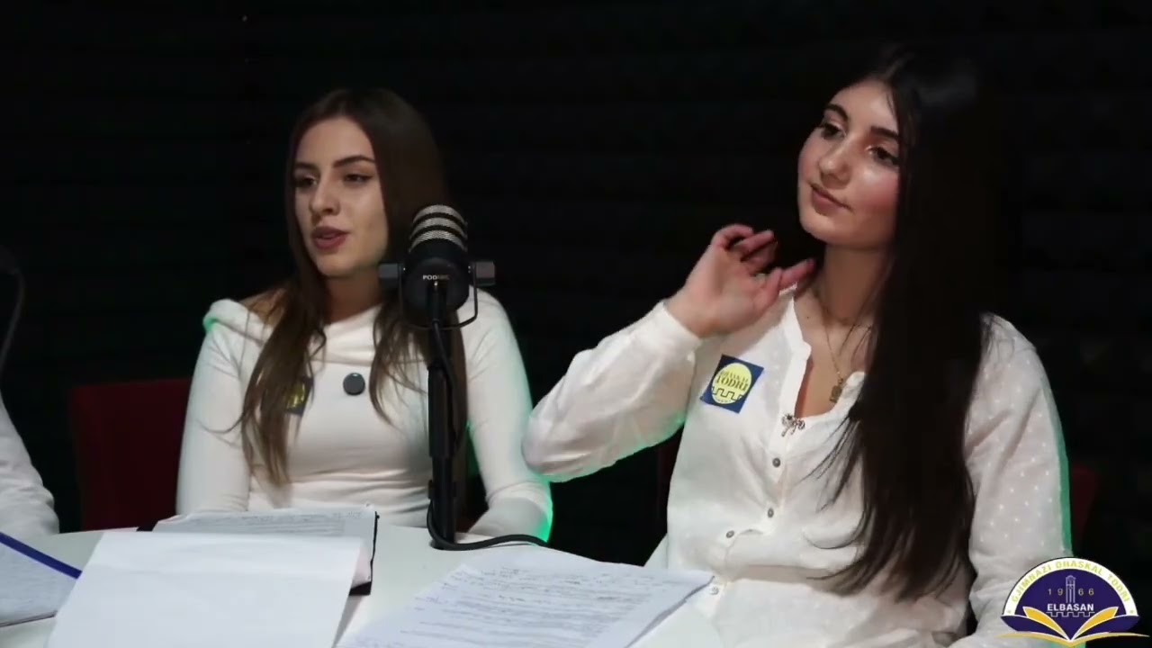 PODKAST《Të njohësh veten në një botë që të kërkon të jesh dikush tjetër.》