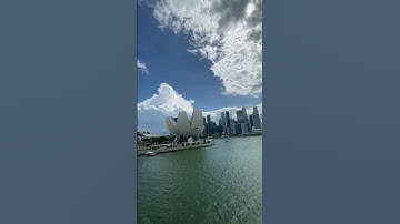 Helix Bridge and Marina Bay Sands in #Singapore