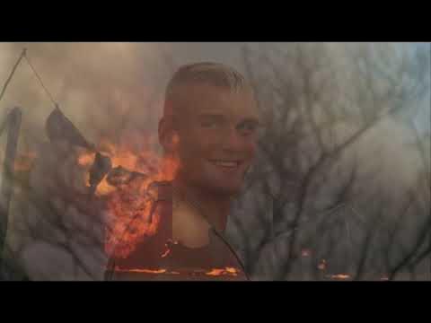 Разбор чекисты на гитаре. Чекистов рота слушать. Клип а я повыше закатаю рукава. Клип а я повыше закатаю рукава. А мы по локоть закатаем рукава песня.