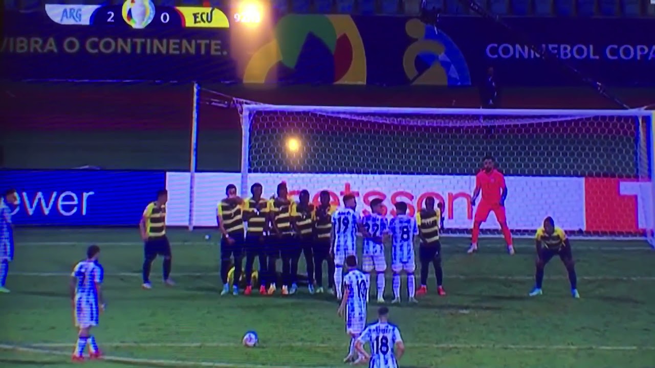 Lionel Messi vs Ecuador freekick goal ♥👌😳