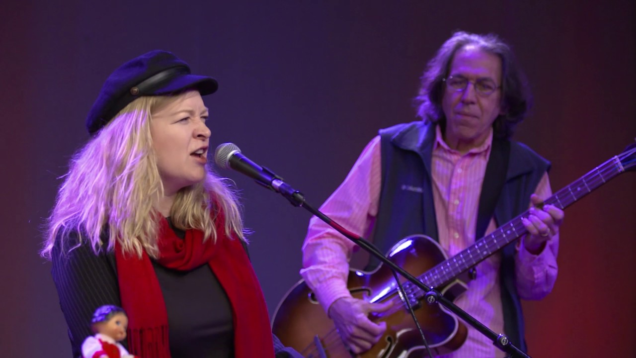 Kami Lyle   The Ice In Her Glass