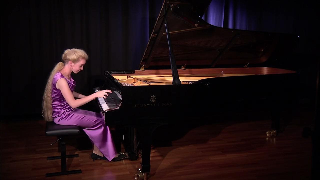 Моцарт mozart. Моцарт mozart. Вольфганг моцарт. Моцарт композитор. Моцарт mozart.