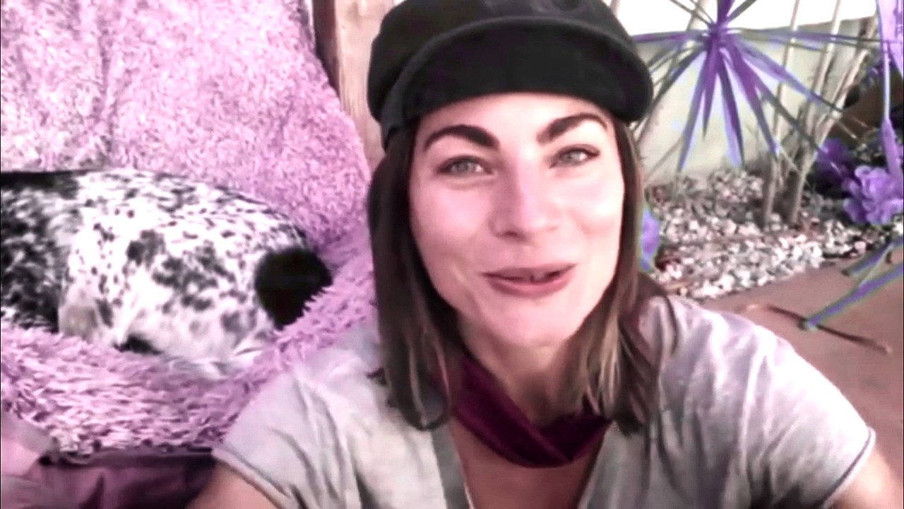 Light ll Traci Dinwiddie