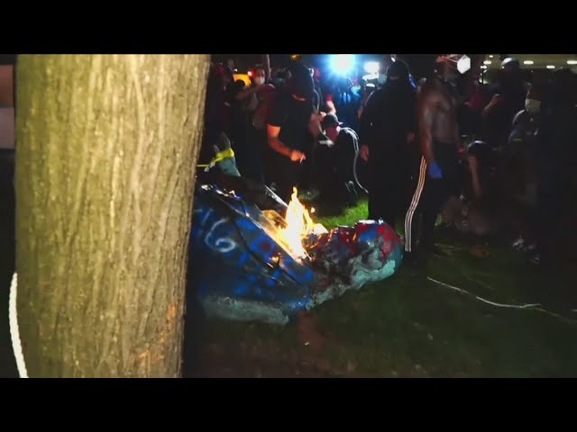 El gobierno de Trump reinstala la estatua de un general sudista derribada en 2020