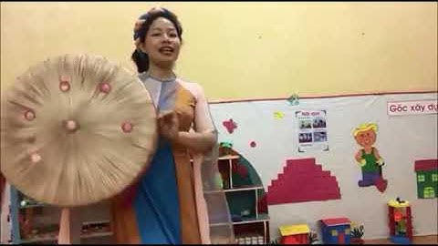 Nghe hát Cây trúc xinh Cô giáo Xuân Nương trường Mầm non Cổ Đô