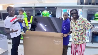 Download Lagu WE FINALLY BOUGHT GRANDMA AN EXPENSIVE TV@iammarwa MP3 Download Lagu WE FINALLY BOUGHT GRANDMA AN EXPENSIVE TV@iammarwa MP3